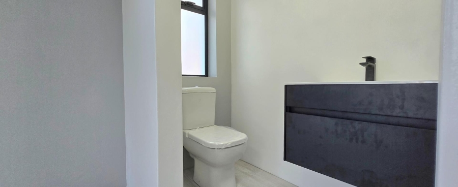 4 Bedroom Property for Sale in Franskraal Western Cape